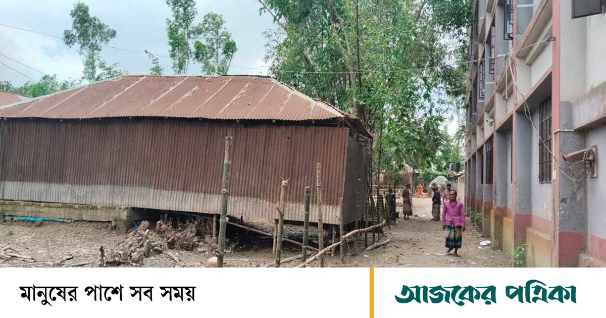 আদালতের নিষেধাজ্ঞা উপেক্ষা করে বিদ্যালয়ের জমি দখলচেষ্টার অভিযোগ