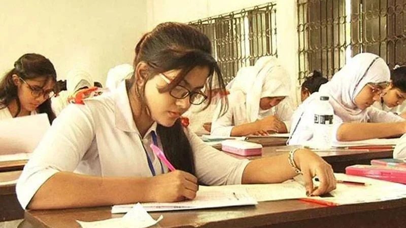 বগুড়ায় এইচএসসি পরীক্ষা শুরুর ২২ মিনিট পর প্রশ্ন বিতরণ, এসিল্যান্ডকে স্ট্যান্ড রিলিজ
