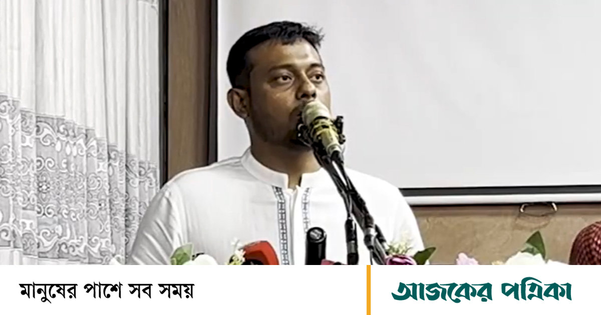 ধর্মভিত্তিক দলগুলো ক্ষমতার পাগল হয়ে যাচ্ছে: নাসীরুদ্দীন পাটওয়ারী