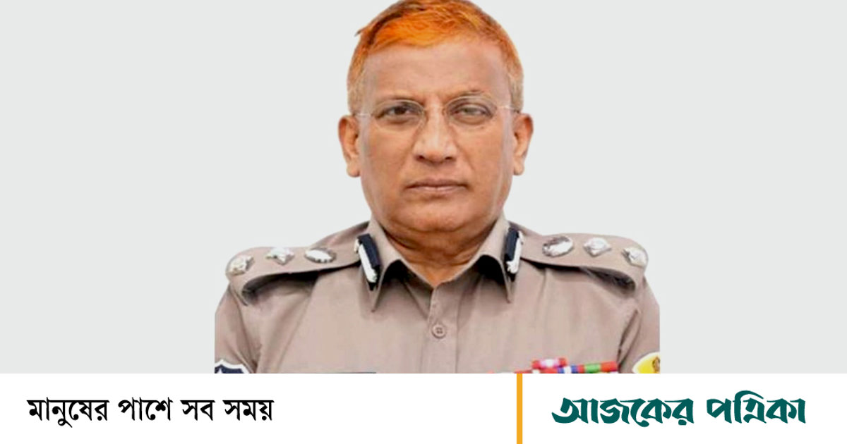 ইউনিফর্ম পরে আ.লীগ প্রার্থীর মনোনয়ন অনুষ্ঠানে: সেই অতিরিক্ত ডিআইজি বাধ্যতামূলক অবসরে
