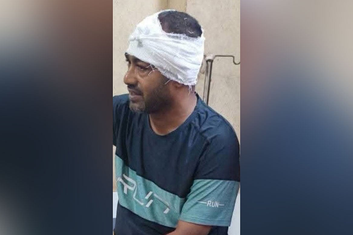 জাসদের রাজনীতি ছাড়া সাবেক মেয়রের ওপর হামলা, মাথায় ১১ সেলাই
