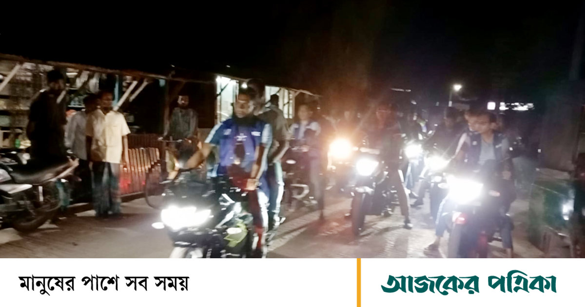 জনসচেতনতা বৃদ্ধিতে নেছারাবাদে পুলিশের মোটরসাইকেল মহড়া