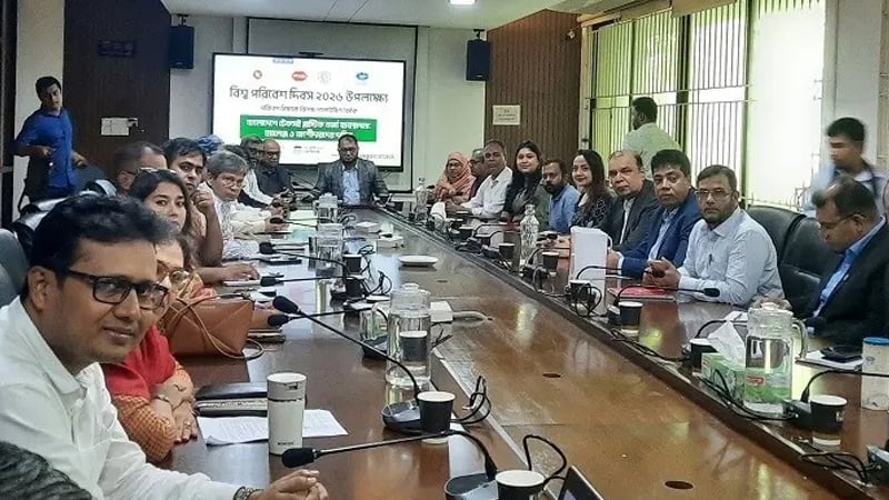 প্লাস্টিক পুনঃব্যবহারে ভ্যাট-ট্যাক্স নয়, প্রয়োজন প্রণোদনা