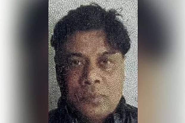শীর্ষ সন্ত্রাসী টিটন হত্যা মামলার আসামি রনি গ্রেপ্তার