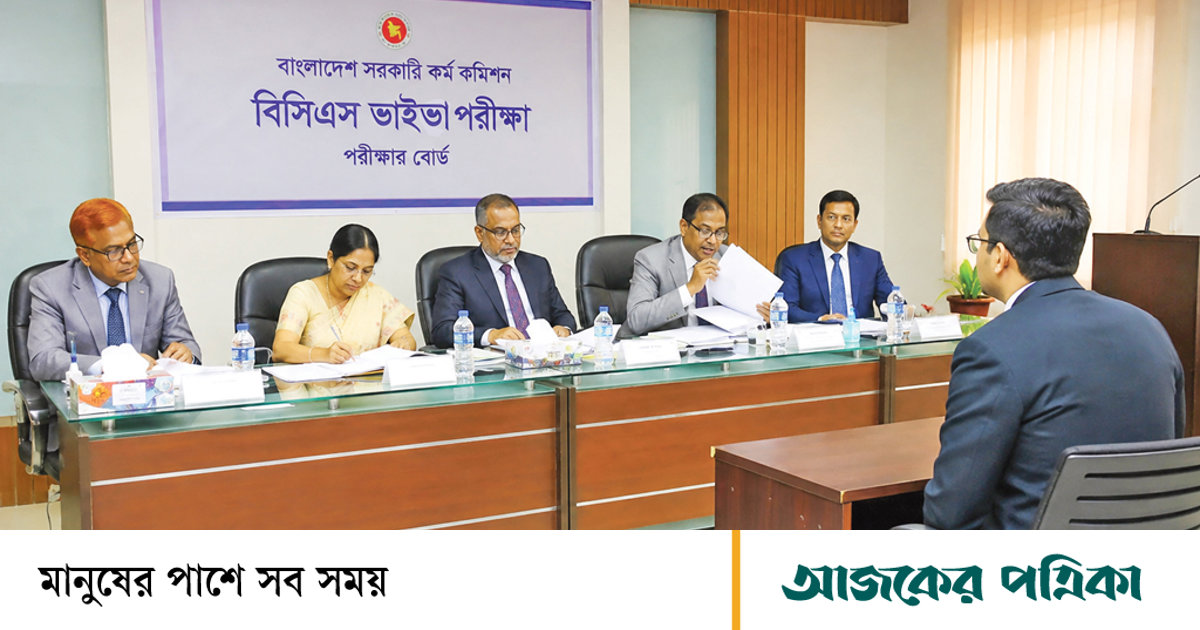 সহশিক্ষা কার্যক্রমে কী কী করেছেন