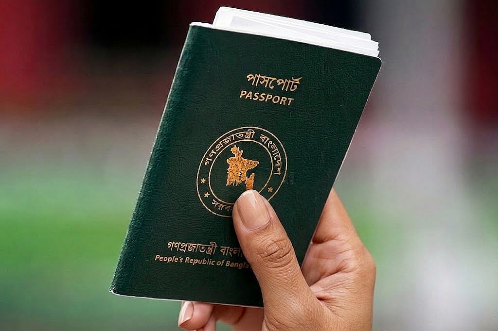 সিঙ্গাপুরের পাসপোর্ট সবচেয়ে শক্তিশালী, বাংলাদেশ-উত্তর কোরিয়া ৯৭তম