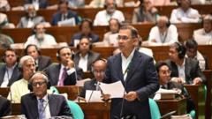 সংবিধান সংস্কার নাকি সংশোধন, বিএনপি ও জামায়াত-এনসিপি জোটের বিরোধ কোন দিকে যাবে?